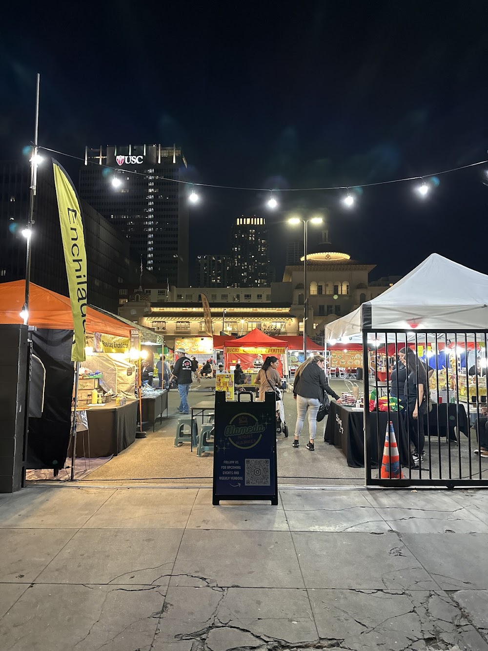 El Chango Night Market