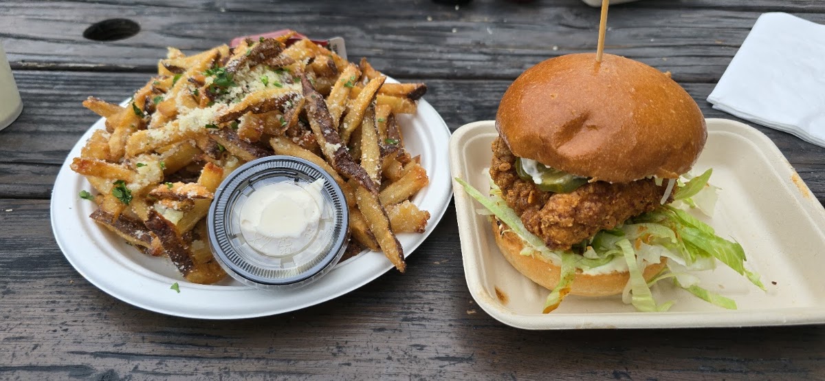 Scolari's Good Eats